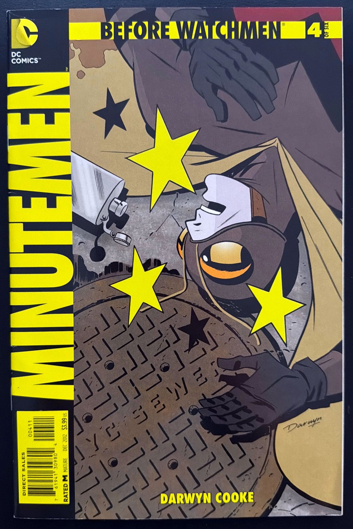 Before Watchmen: Minutemen Vol. 1 #4 (2012)