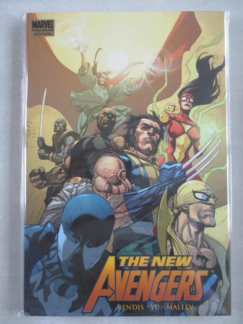 New Avengers Vol. 6 - Revolution - Hardback