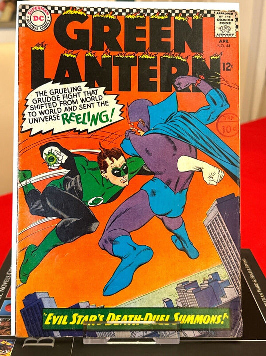 Green Lantern Vol. 2 #44 (1966) - DC