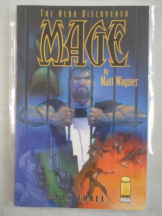 Mage: The Hero Defined Book 3 - Paperback