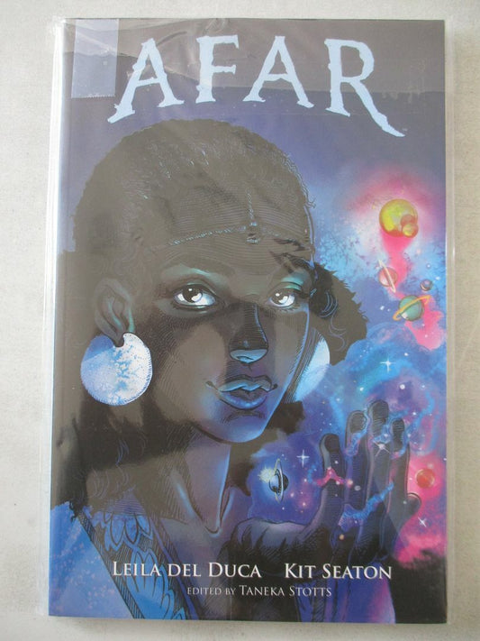 Afar - Paperback