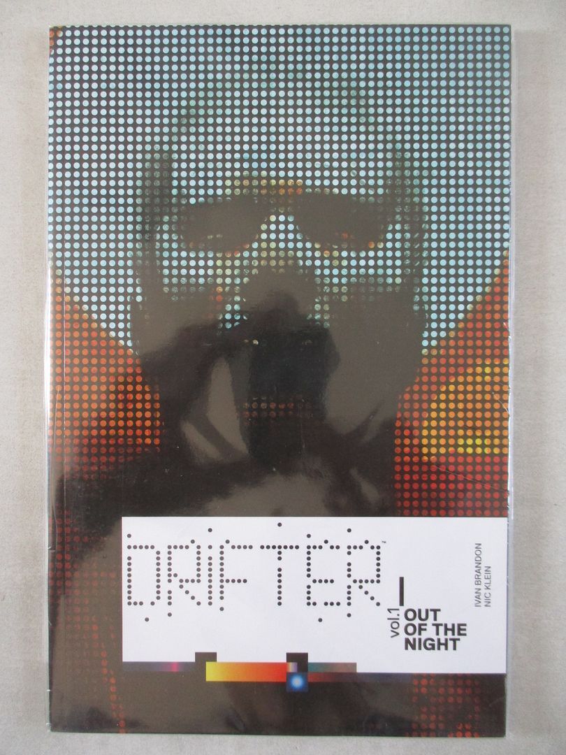 Drifter Vol. 1 - Out of the Night - Paperback